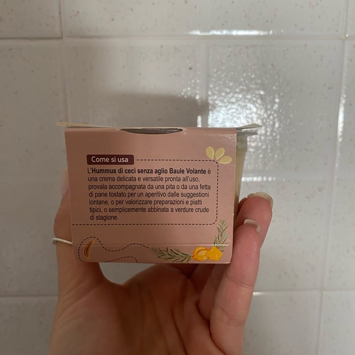 photo of Baule volante Hummus di ceci senza aglio shared by @nochmalbitte on  25 Jul 2025 - review