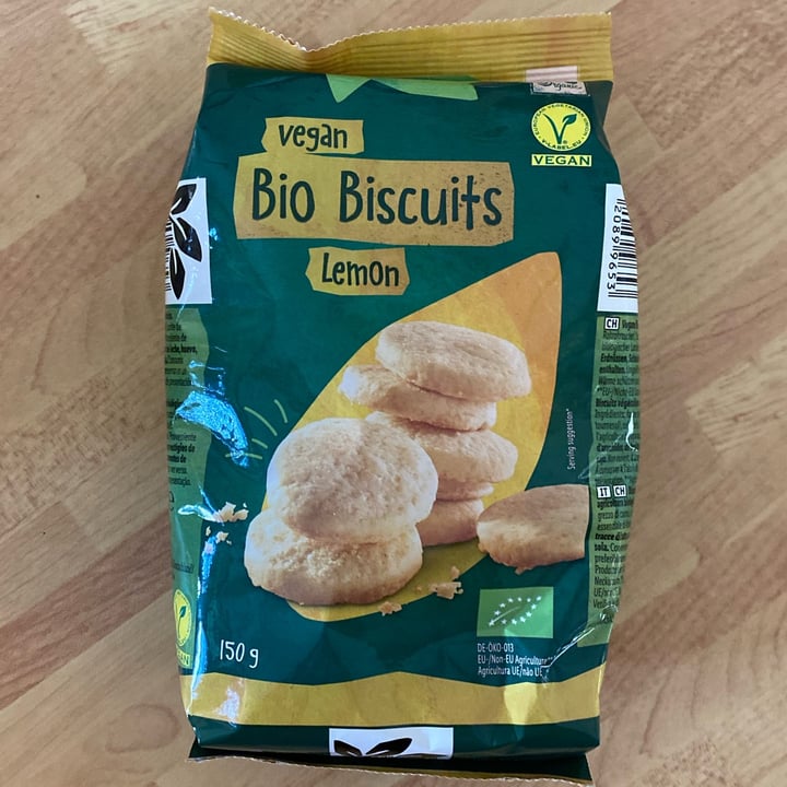photo of Vemondo Bio biscuits lemon shared by @gigei on  19 Jan 2024 - review