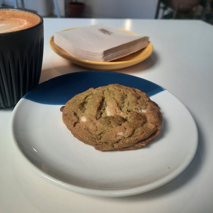 photo of The Hippie Baker Cookie De Té Matcha Con Chocolate Blanco shared by @saramanzana on  11 Apr 2024 - review