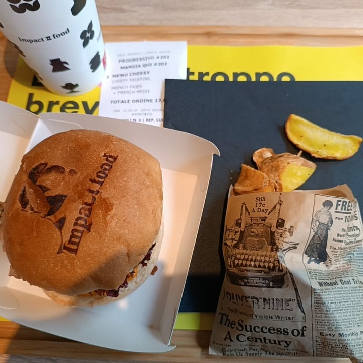 photo of Impact Food cheesy burger redefine menù shared by @fajonii on  02 May 2024 - review