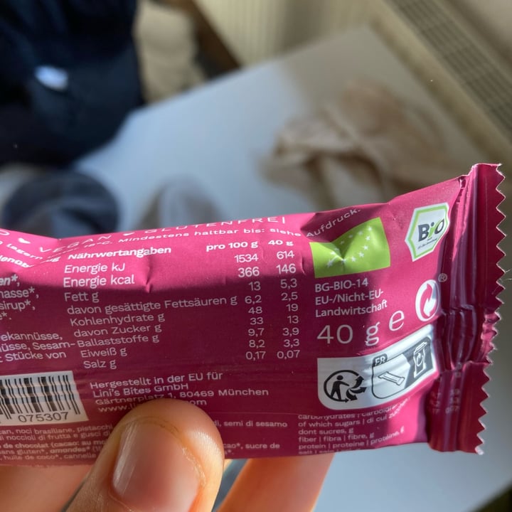photo of Lini's Bites almond cookie dough bar shared by @david- on  28 Mar 2024 - review