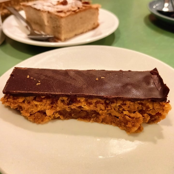 photo of Bohemian Lane Pastelería Vegana Barrita chocomani shared by @irantzu on  09 Dec 2024 - review