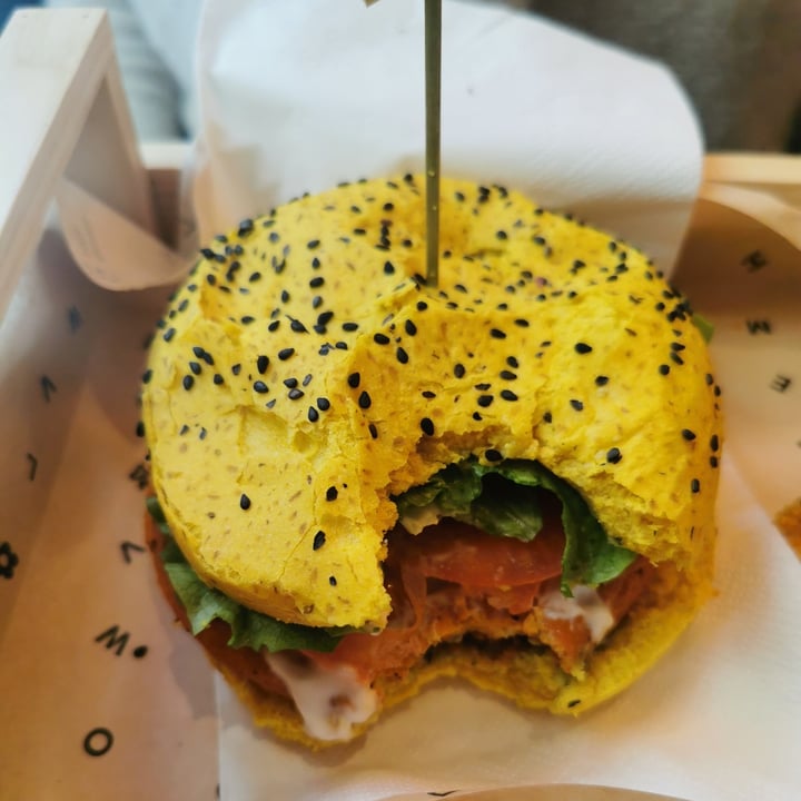 photo of Flower Burger avocecio shared by @aili59 on  21 Jan 2024 - review