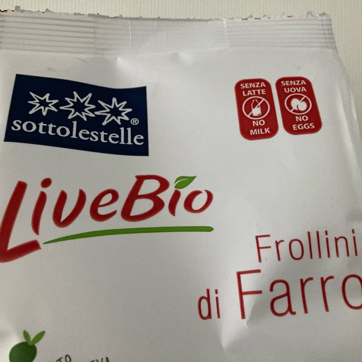 photo of Sottolestelle frollini di farro shared by @al-ma on  06 May 2024 - review