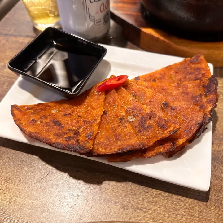 photo of Daehwa Vegetarian Kimchi Jeon shared by @dafnelately on  18 Aug 2023 - review