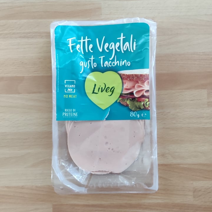 photo of Liveg fette vegetali gusto tacchino shared by @vluca on  22 Oct 2023 - review