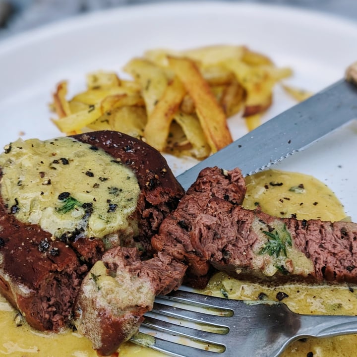 photo of Eat Meati Classic Steaks shared by @theveganfeast on  15 Jan 2024 - review