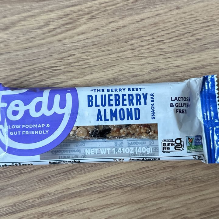 photo of Fody Foods blueberry almond bar shared by @pielovingpal on  03 Jun 2024 - review