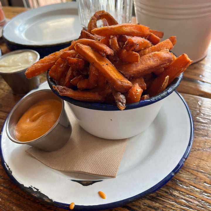 photo of Project Social Sweet Potato Fries shared by @tipsyballoons on  08 May 2024 - review