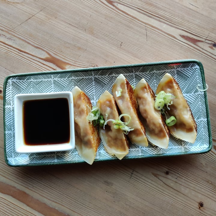 photo of Ramen Momo Carrots gyoza shared by @ardemia on  28 Aug 2023 - review