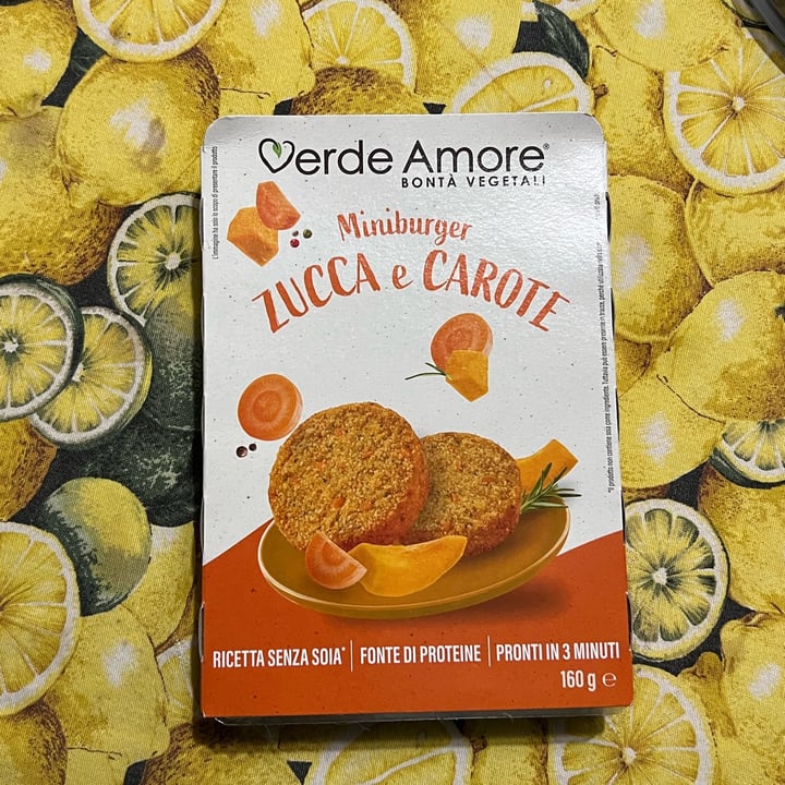 photo of Verde Amore Mini Burger con Zucca e Carote shared by @malegria on  04 May 2024 - review