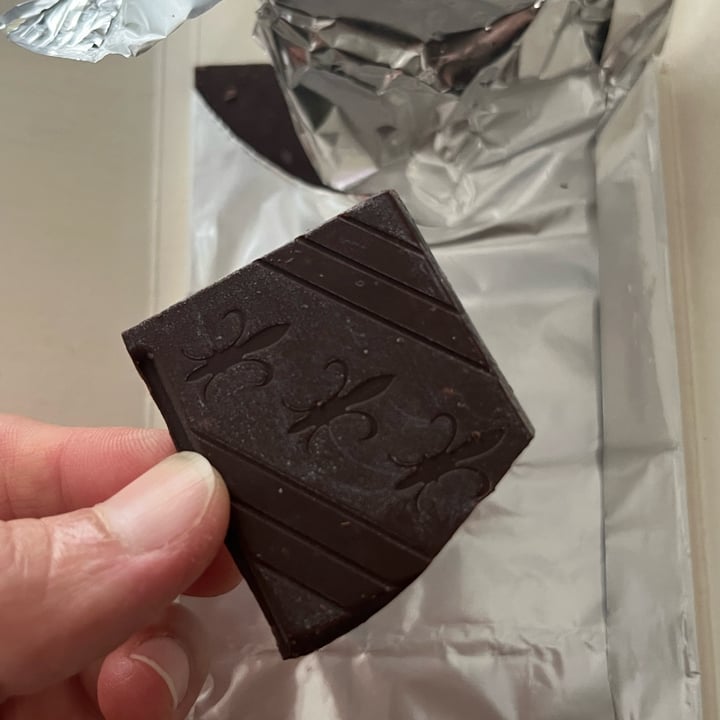 photo of Morrisons Rum And Raisin Flavour Dark Chocolate shared by @ziggyradiobear on  22 Dec 2024 - review