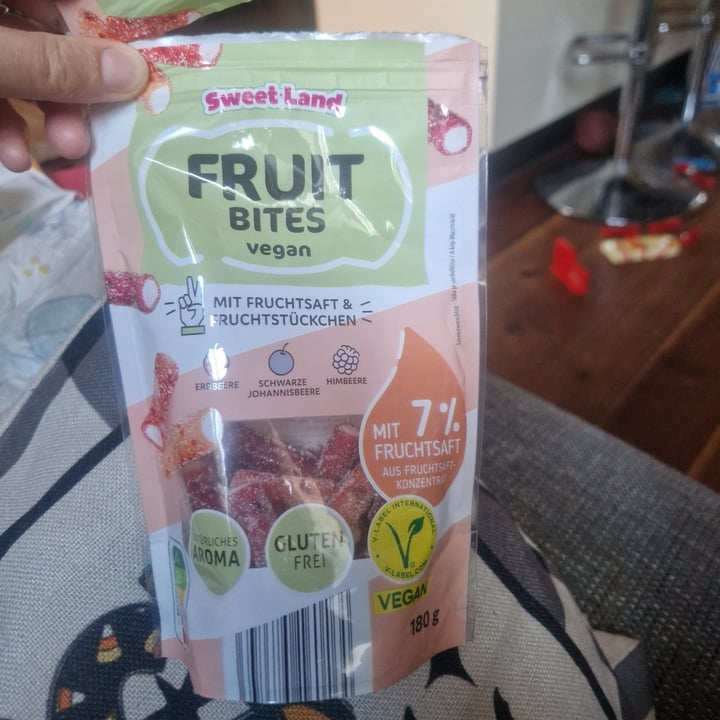 photo of Sweetland Fruit bites shared by @janaplantpowered on  31 Oct 2024 - review