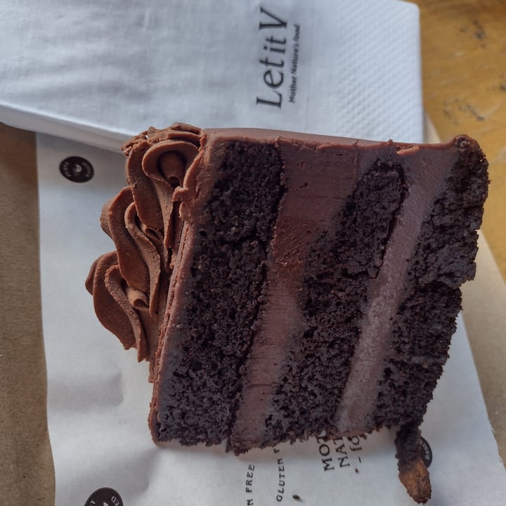 photo of Letit_v Torta de chocolate shared by @dana1922 on  25 Nov 2023 - review
