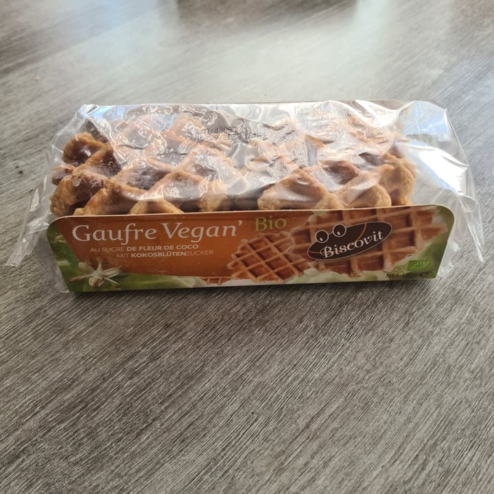 photo of Biscovit Vegan Wafel - Gaufre Vegan - Vegan Waffle shared by @gabrielaadina on  23 Sep 2023 - review