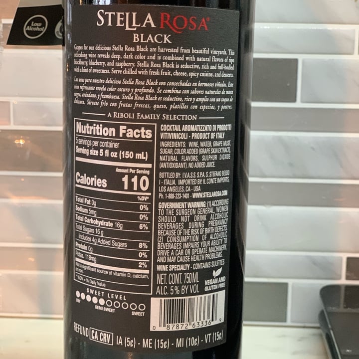 photo of Stella Rosa Black low alcohol wine shared by @veganvanman on  29 Apr 2024 - review