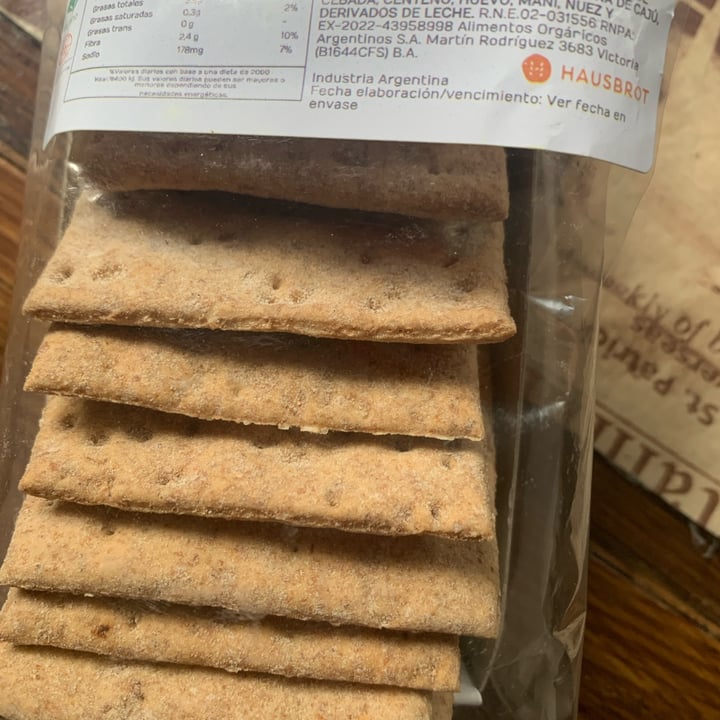 photo of Hausbrot Crackers Veganas shared by @lurethemwithfood on  18 May 2024 - review