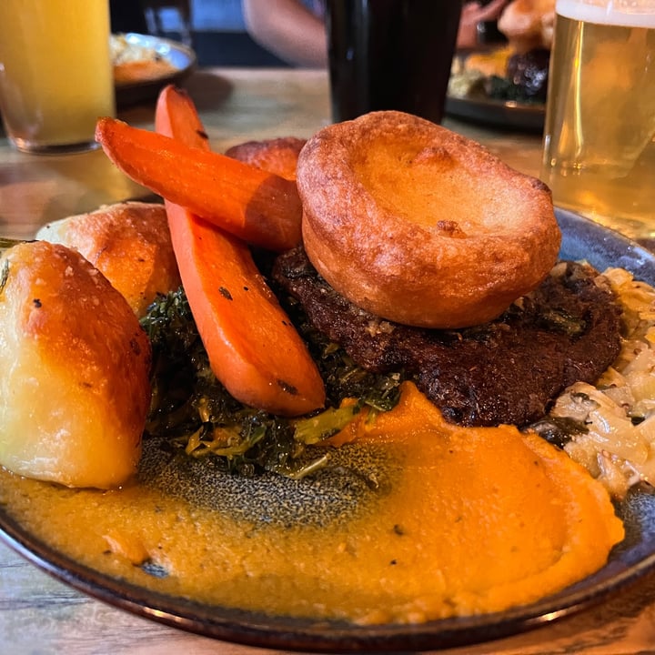 photo of LD's Kitchen Vegan beef style steak (Sunday roast) shared by @ana7 on  04 Mar 2024 - review