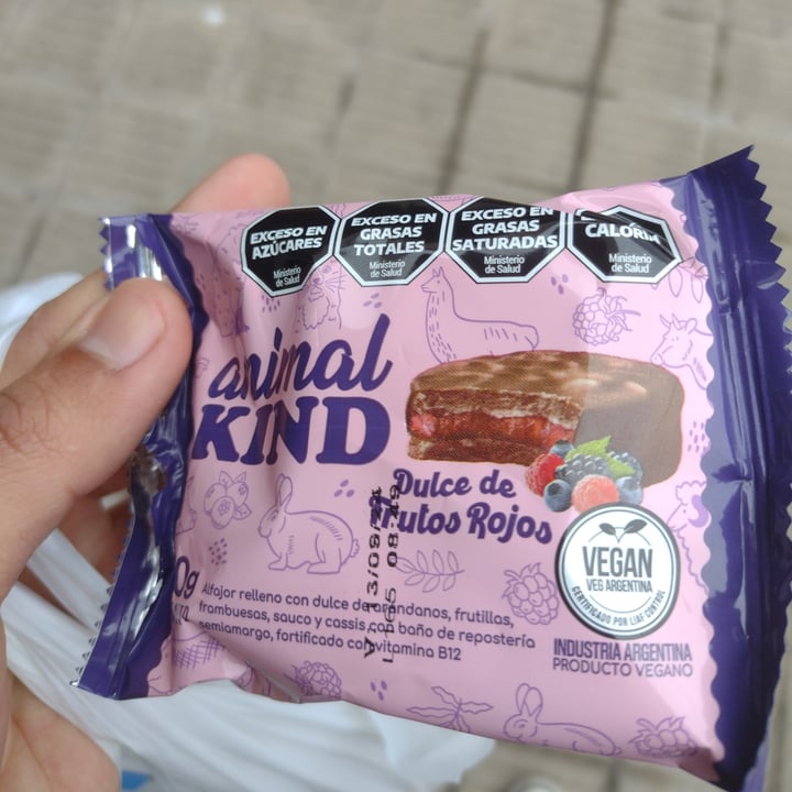 photo of Animal kind Alfajor Bañado En Chocolate shared by @thomasbr05 on  27 Aug 2024 - review