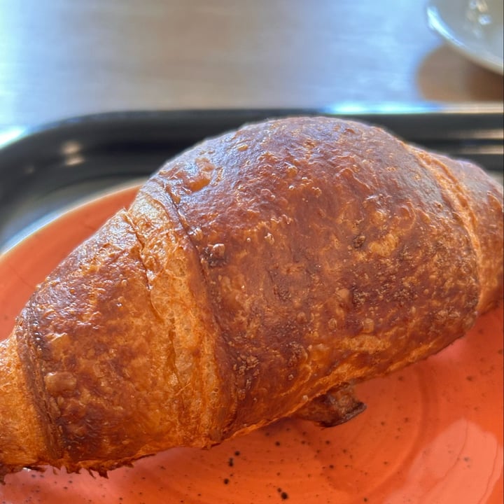 photo of Bakery Bakery laugengipfeli shared by @lucasigno on  27 Jun 2024 - review