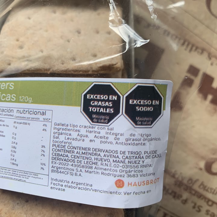 photo of Hausbrot Crackers Veganas shared by @lurethemwithfood on  18 May 2024 - review