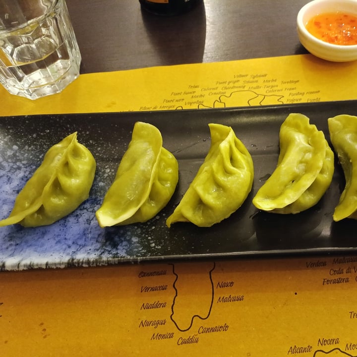 photo of Casa del Ramen Ravioli Di Verdure Alla Piastra shared by @merry-cherry-veg on  16 Aug 2025 - review
