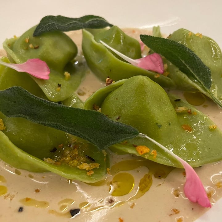 photo of MUDRÁ Plant Based - Madrid Tortelloni shared by @lopasil on  27 Jan 2024 - review