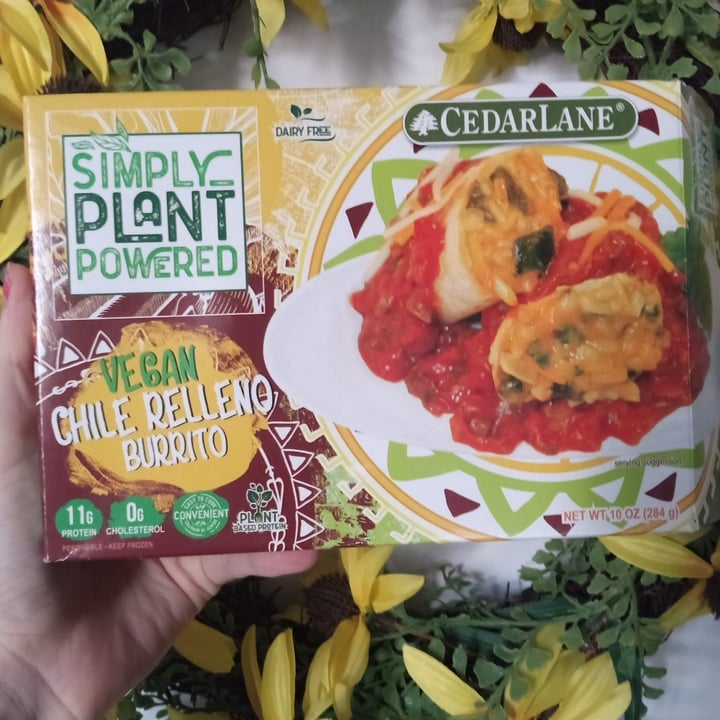 photo of Cedarlane vegan chili relleno burrito shared by @mewinabubble on  23 Aug 2025 - review