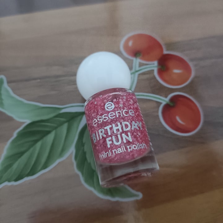 photo of Essence  Birthday Fun Mini Nail Polish shared by @-pervinca- on  05 Aug 2025 - review