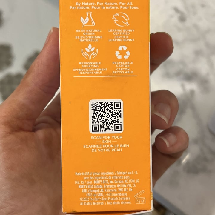 photo of Burt’s Bees Brightening Booster Serum shared by @esteficasotti on  26 Sep 2025 - review