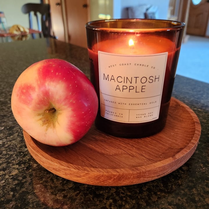 photo of West Coast Candle Co Macintosh Apple Candle shared by @rosieb33 on  15 Nov 2024 - review