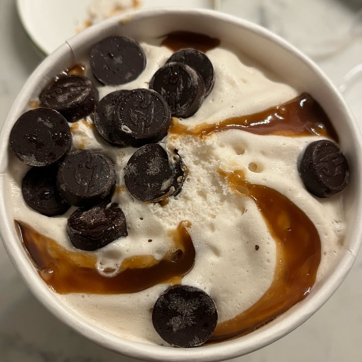 photo of Ben & Jerry's Non-Dairy Caramel Café Sundae shared by @alistar on  09 Dec 2023 - review