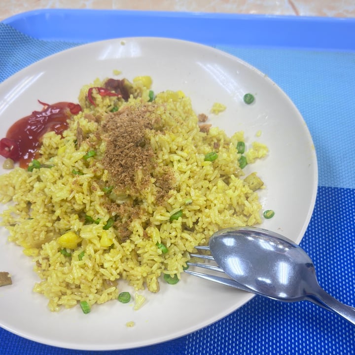 photo of Ci Hang Western & Chinese Vegetarian Fast Food Pineapple fried rice shared by @cslin90 on  29 Jun 2024 - review