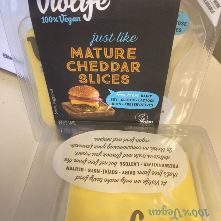 photo of Violife Mature Cheddar Slices shared by @maesti on  18 Nov 2023 - review