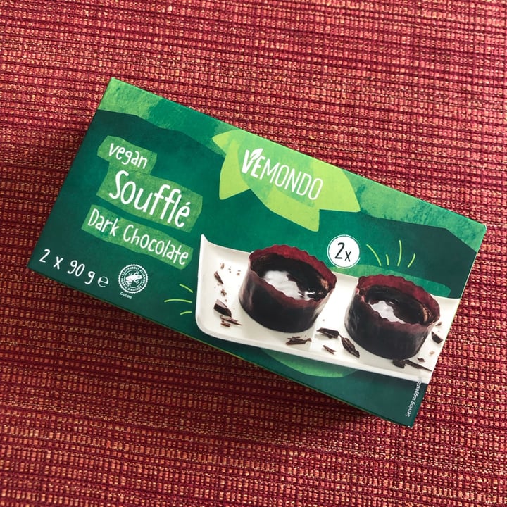 photo of Vemondo Vegan Soufflé Dark Chocolate shared by @spazioverdegreen on  29 Apr 2024 - review