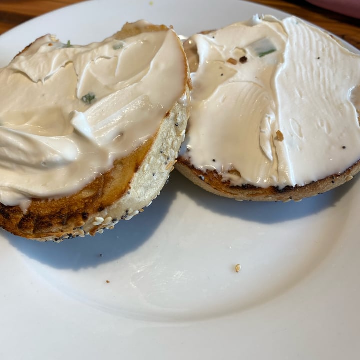 photo of Timeless Coffee Bagel With Cream Cheese shared by @sandrews on  27 Oct 2023 - review