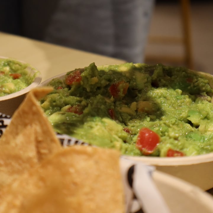 photo of Guzman Y Gomez - Ocean Financial Centre Guacamole shared by @dourayra on  08 Aug 2024 - review