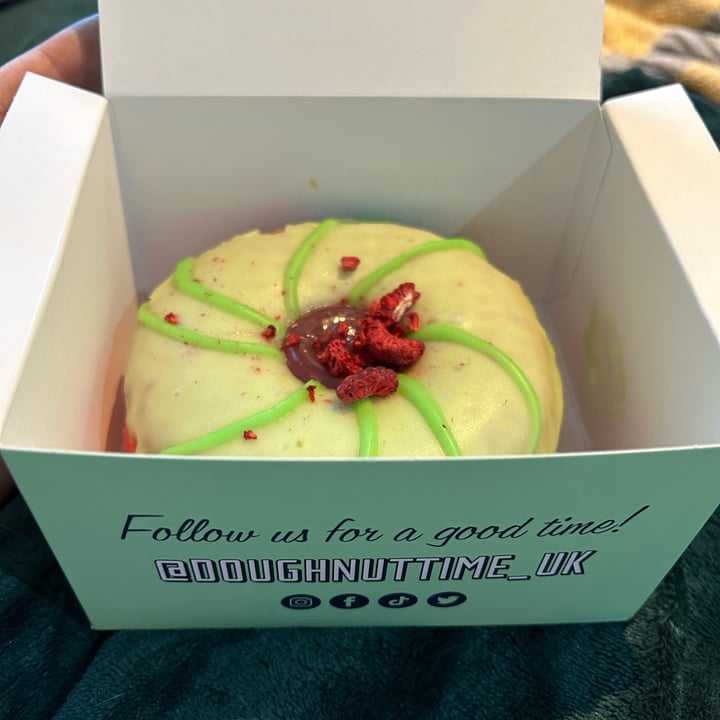 photo of Doughnut Time Doughnuts shared by @zitchy on  10 Sep 2023 - review