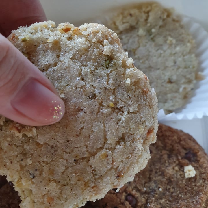 photo of Carina's Bakery Pistachio Pizzaz Shortbread Cookie shared by @anistavrou on  27 Sep 2023 - review