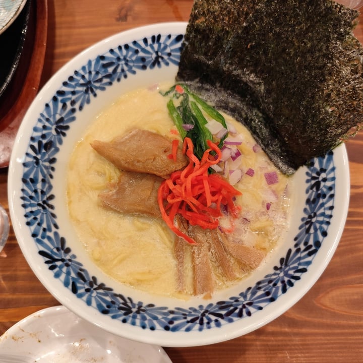 photo of Pivot BASE Cafe & Bar ＠Dotonbori Tonkotsu Ramen shared by @rominaguch on  04 Oct 2025 - review