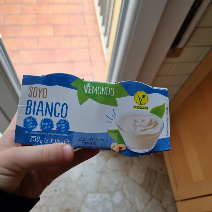 photo of Vemondo soy yogurt shared by @allybu on  20 Feb 2024 - review