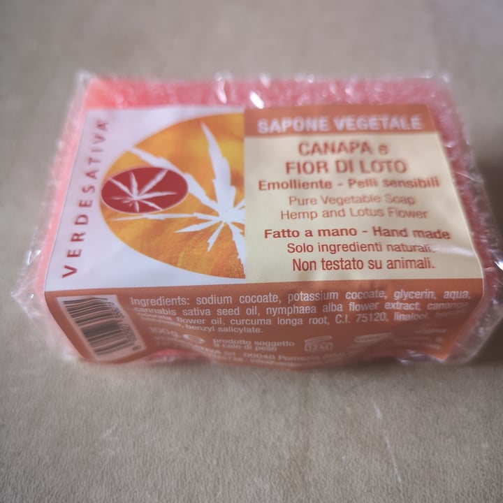 photo of Verdesativa Sapone Vegetale Canapa e Fior di Loto shared by @mony74 on  14 Oct 2023 - review