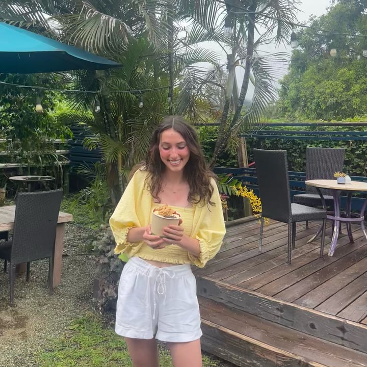 photo of Russell’s by Eat Healthy Kauai Loaded Acai Bowl shared by @lilyycaroline on  02 Apr 2025 - review