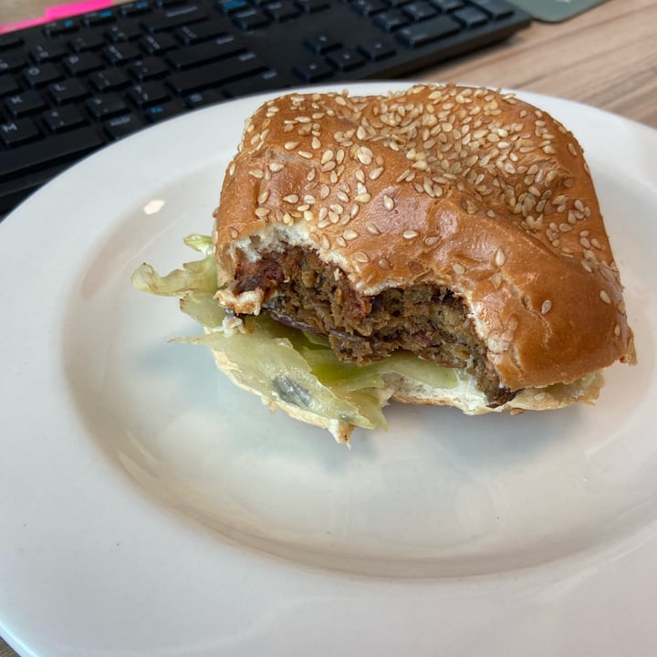 photo of Plant Plant Burger shared by @leighclare29 on  24 Aug 2023 - review