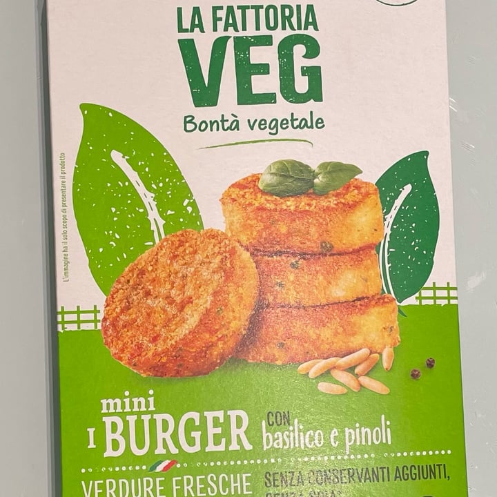 photo of la fattoria veg burger basilico e pinoli shared by @lavinias on  30 Nov 2023 - review