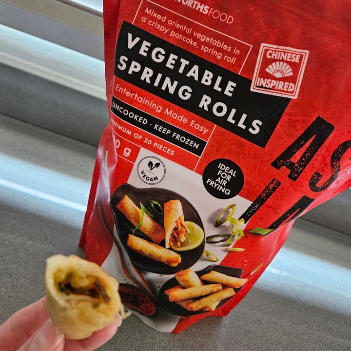 photo of Woolworths Food Vegetable Spring Rolls (Frozen) shared by @cdg2399 on  23 Sep 2025 - review