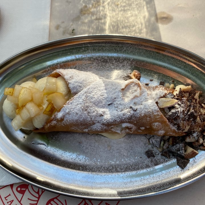 photo of TITA la Vedette de Chacarita Canoli shared by @carovivern on  03 Jun 2024 - review