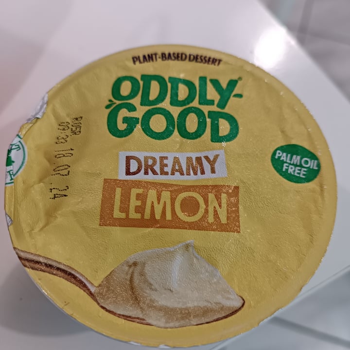photo of ODDLY GOOD dreamy lemon shared by @biancafurii on  11 May 2024 - review