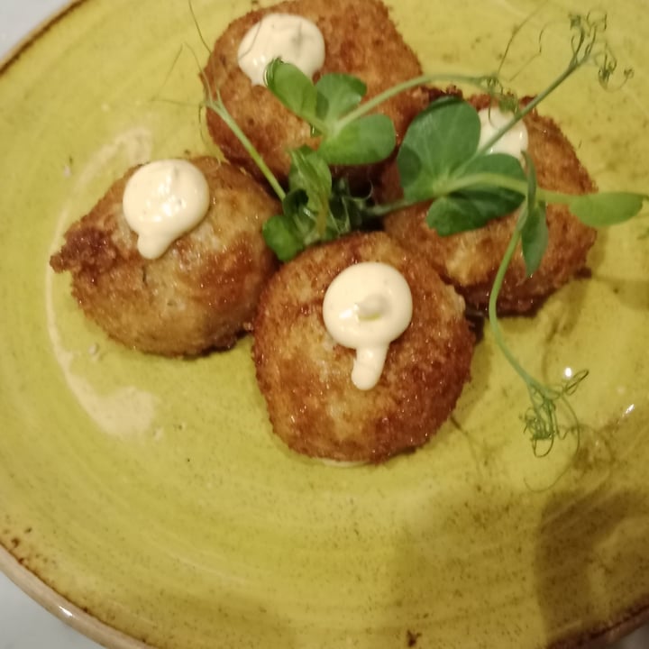 photo of AYU Falafel shared by @francescaglad7 on  11 May 2024 - review