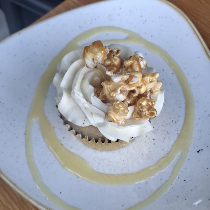 photo of Kaylee's Eatery caramelised popcorn cupcake shared by @udeshs on  29 Mar 2025 - review